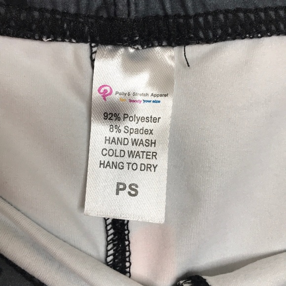 NKOTB Design Printed Leggings size Small In Grey - Picture 3 of 8